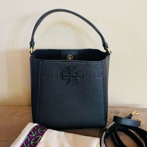 Tory burch McGraw small bucket bag black pebble